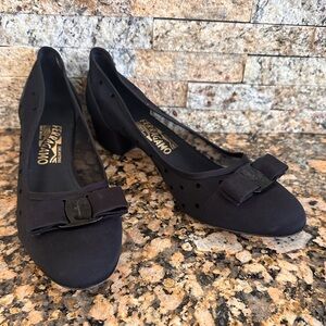 Salvatore FERRAGAMO Vara Dots mesh black pumps